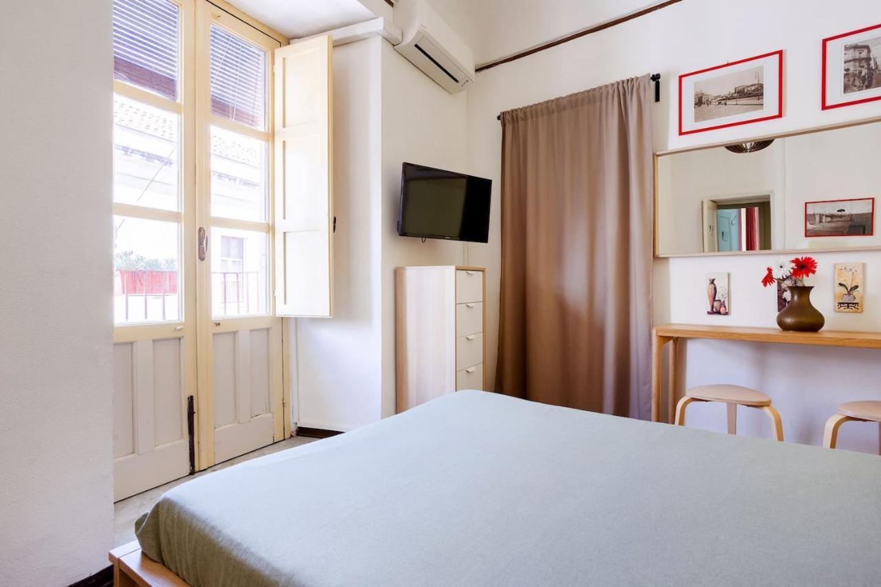 Albachiara Huge Apt 卡塔尼亚 外观 照片